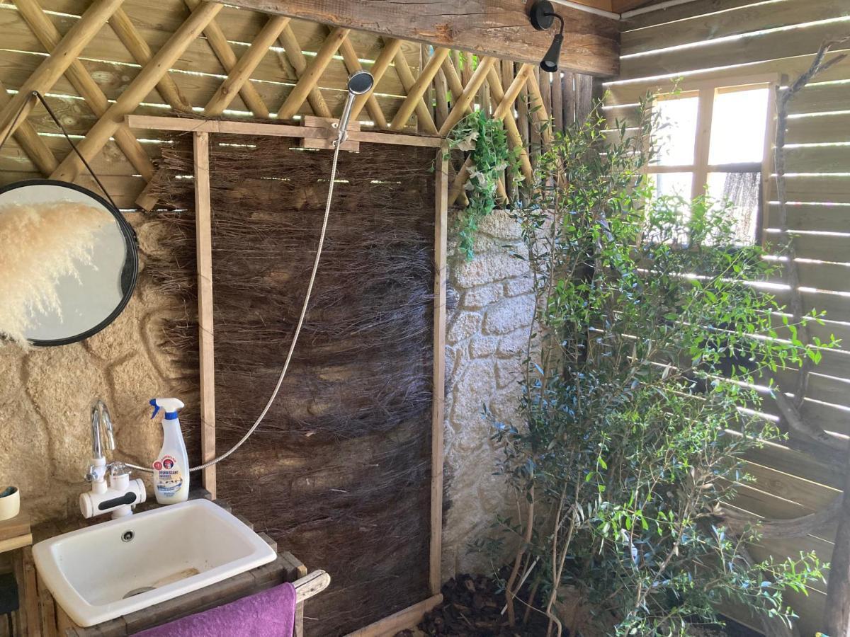 chambre double avec salle de bain privée Monacia-d'Aullene Exterior foto