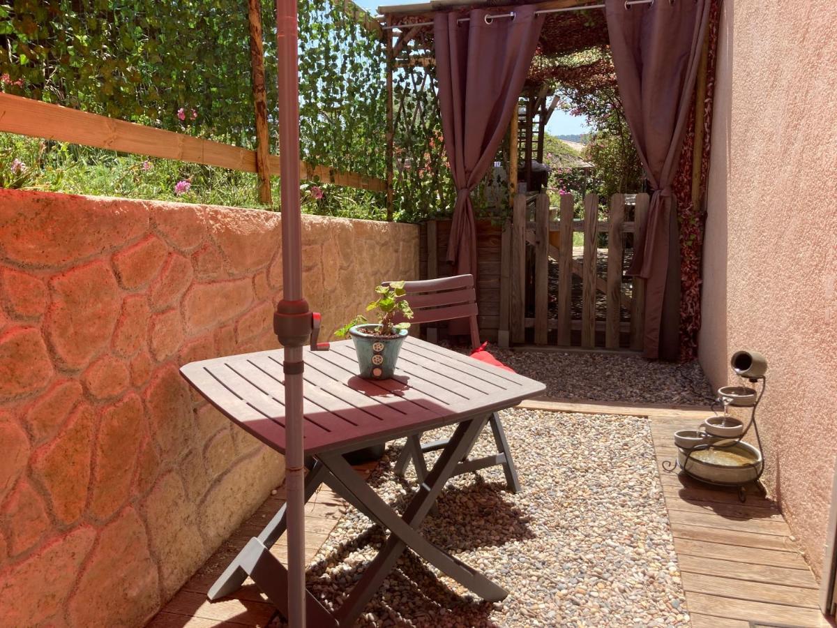 chambre double avec salle de bain privée Monacia-d'Aullene Exterior foto